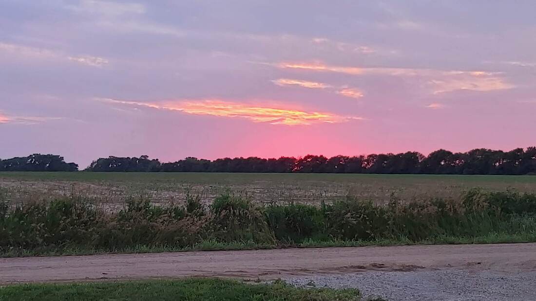 Sunset over the Kansas fields